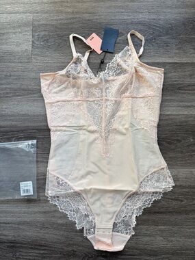 Pinsy Lace Bralette — Light Pink